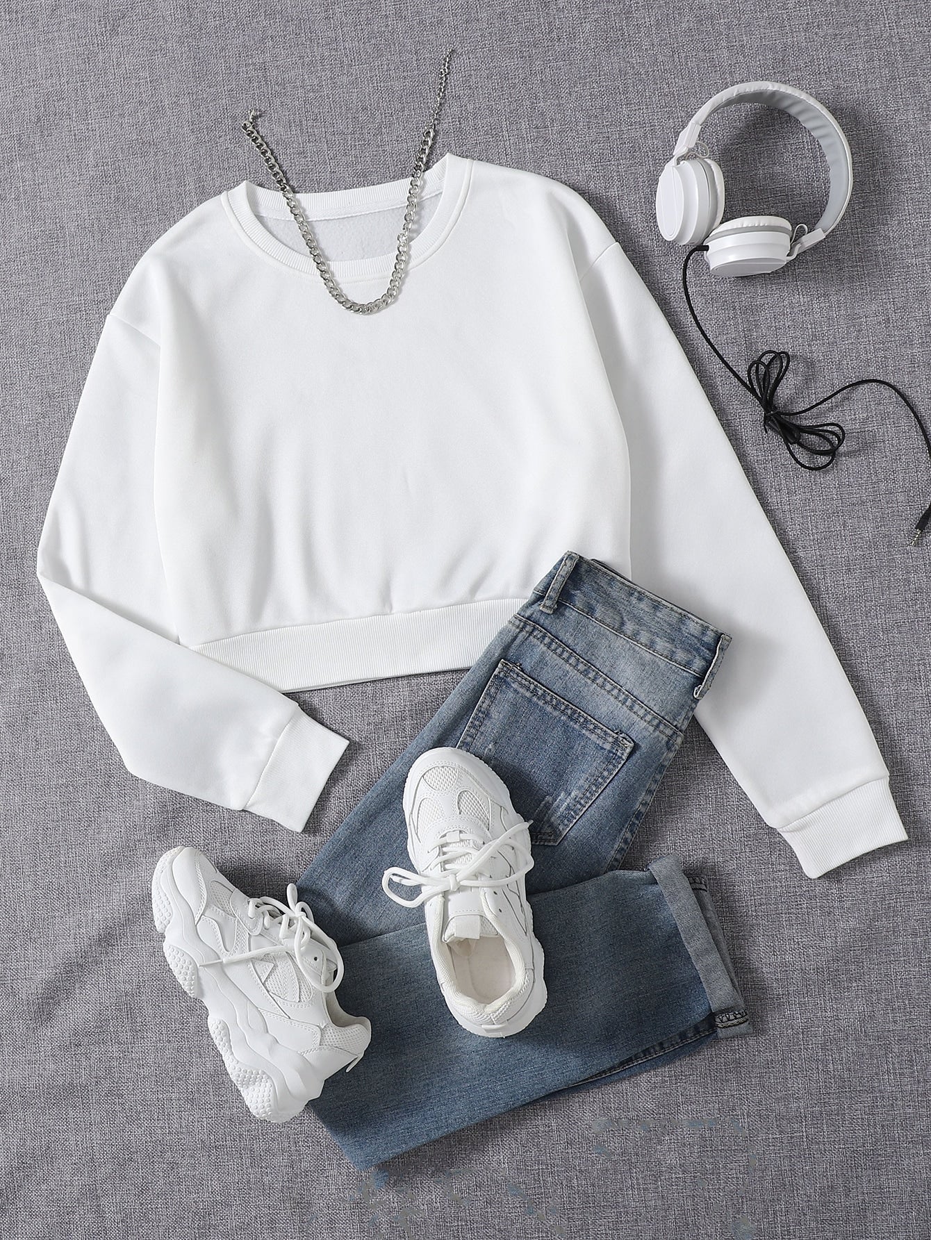 Solid Round Neck Sweatshirt