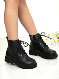 1pair Girls' Comfy Textured Strap Flat Fashion Boots