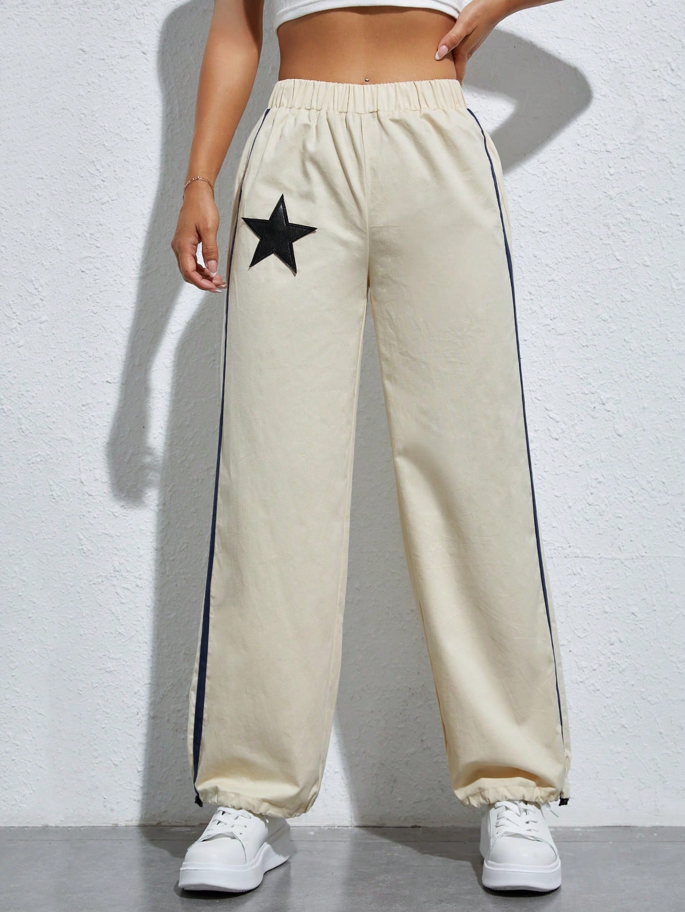 Star Patched Contrast Side Seam Pants