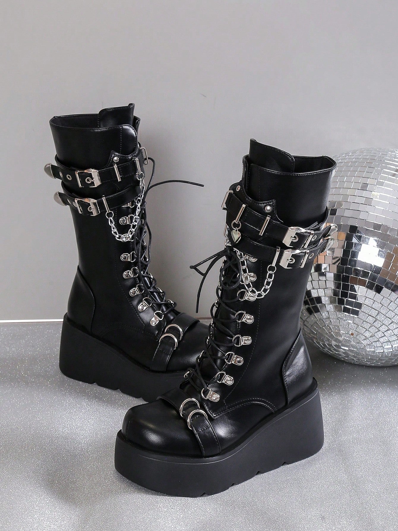 Women's Punk Style Thick Heel Platform Motorcycle Boots With Chain & Buckle Fashion Decoration