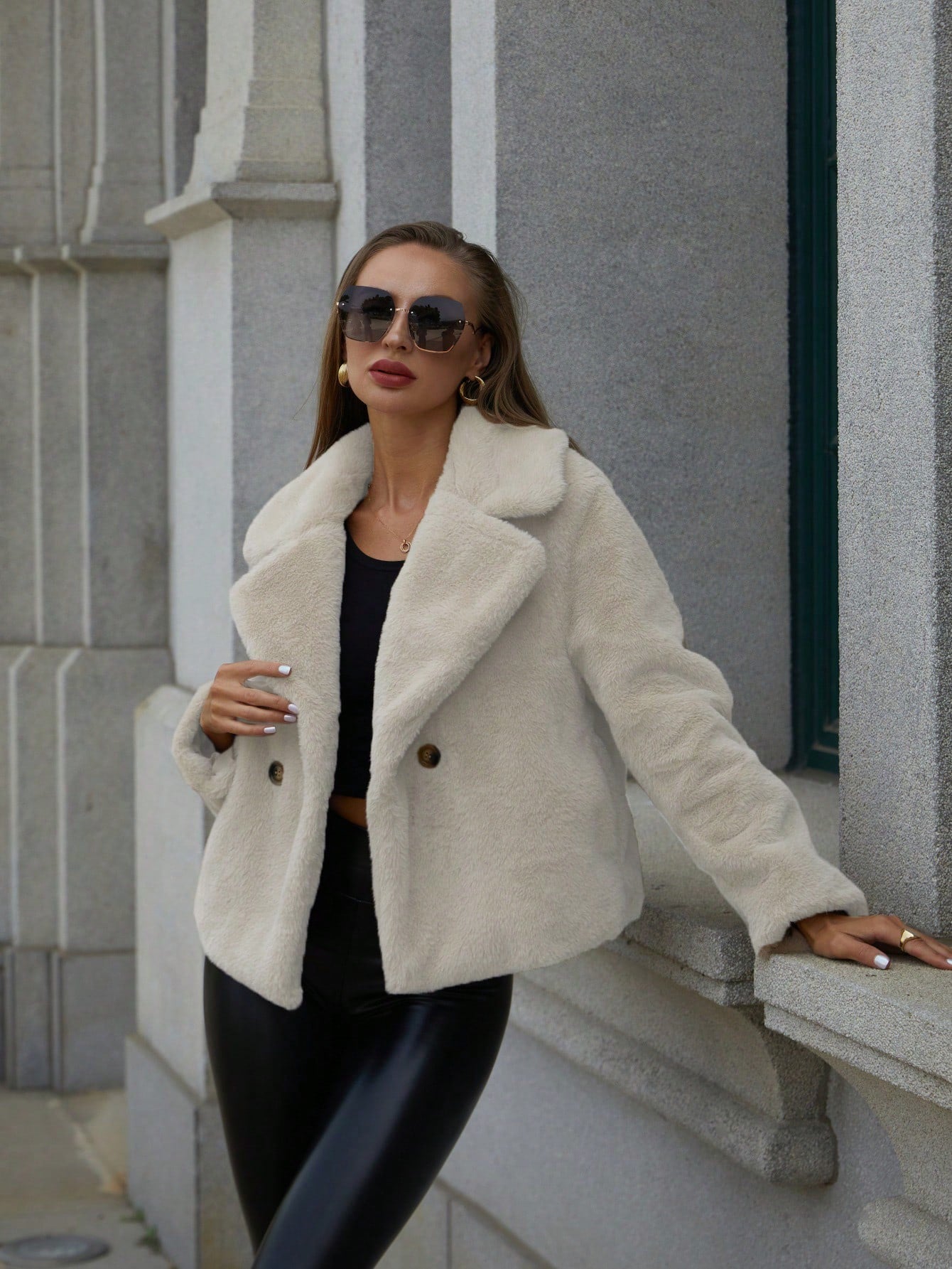 RELISH NOLESS Solid Color Turn Down Collar Plush Coat
