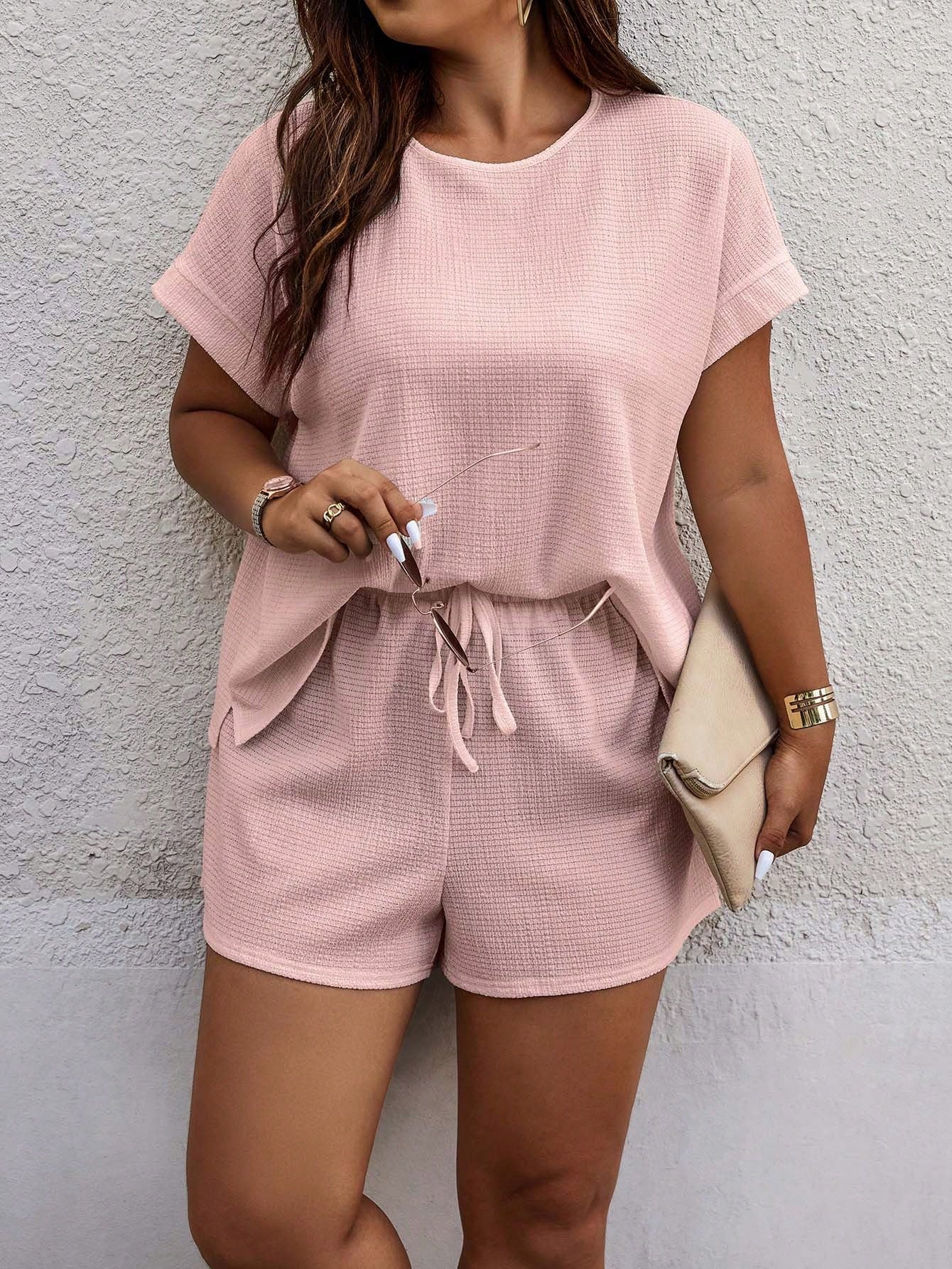 Randomly Allover Print Plus Size Solid Color Round Neck Short-Sleeved Top And Full-Print Shorts Summer Casual Two-Piece Set