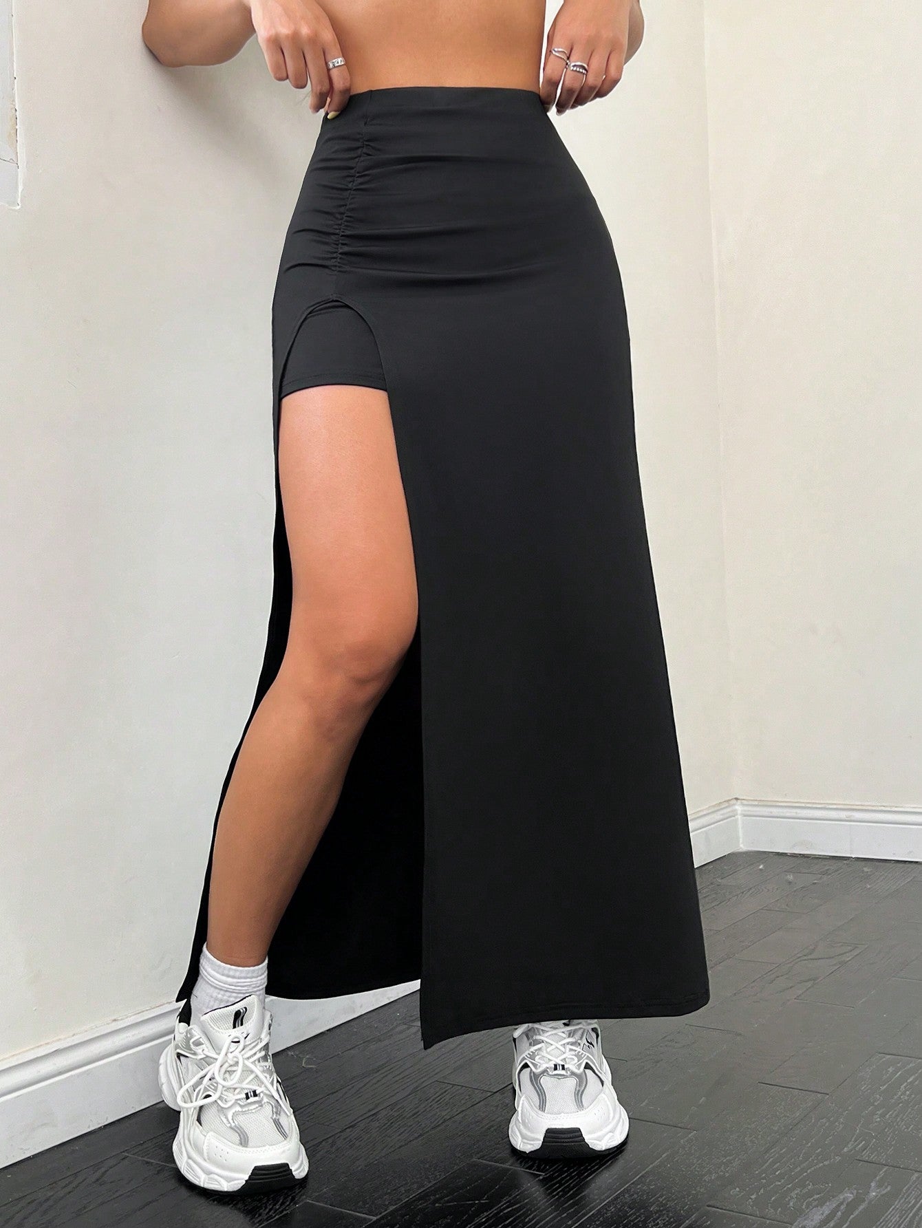 Solid Color Pleated Split Skirt
