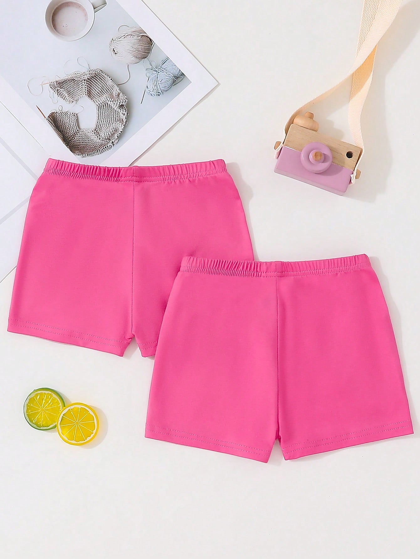 Young Girl 2pcs Comfortable & Colorful Leggings Set , Suitable For Daily Wear & Casual Sports, Paired With Simple & Comfortable White Shorts For Spring & Summer