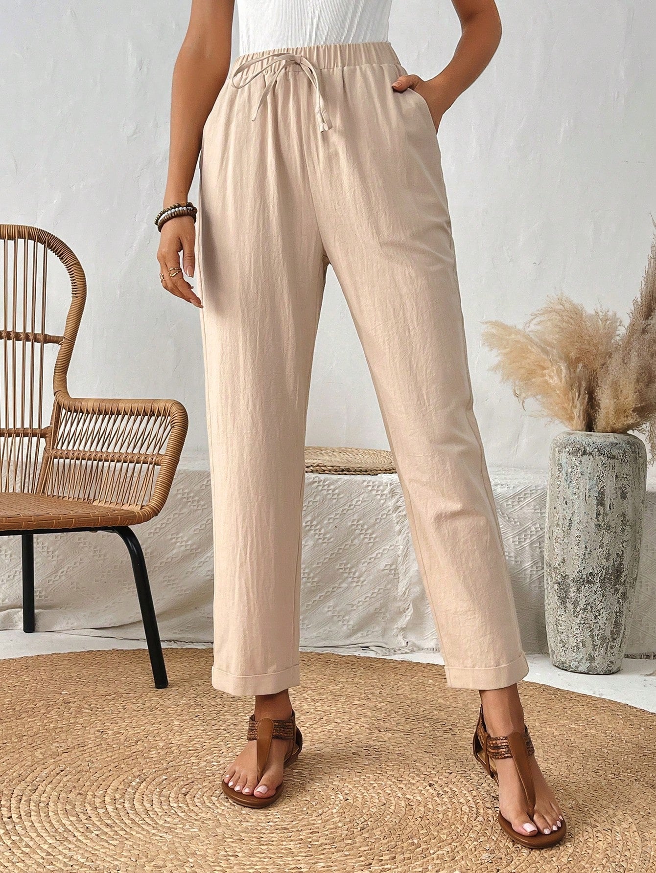 Ladies Solid Color Casual Tapered Pants