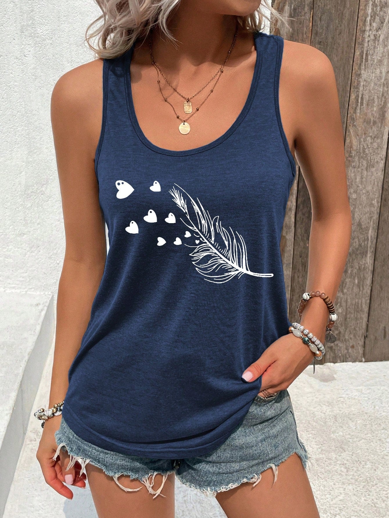 Valentine's Day Heart & Feather Tank Top For Casual Wear