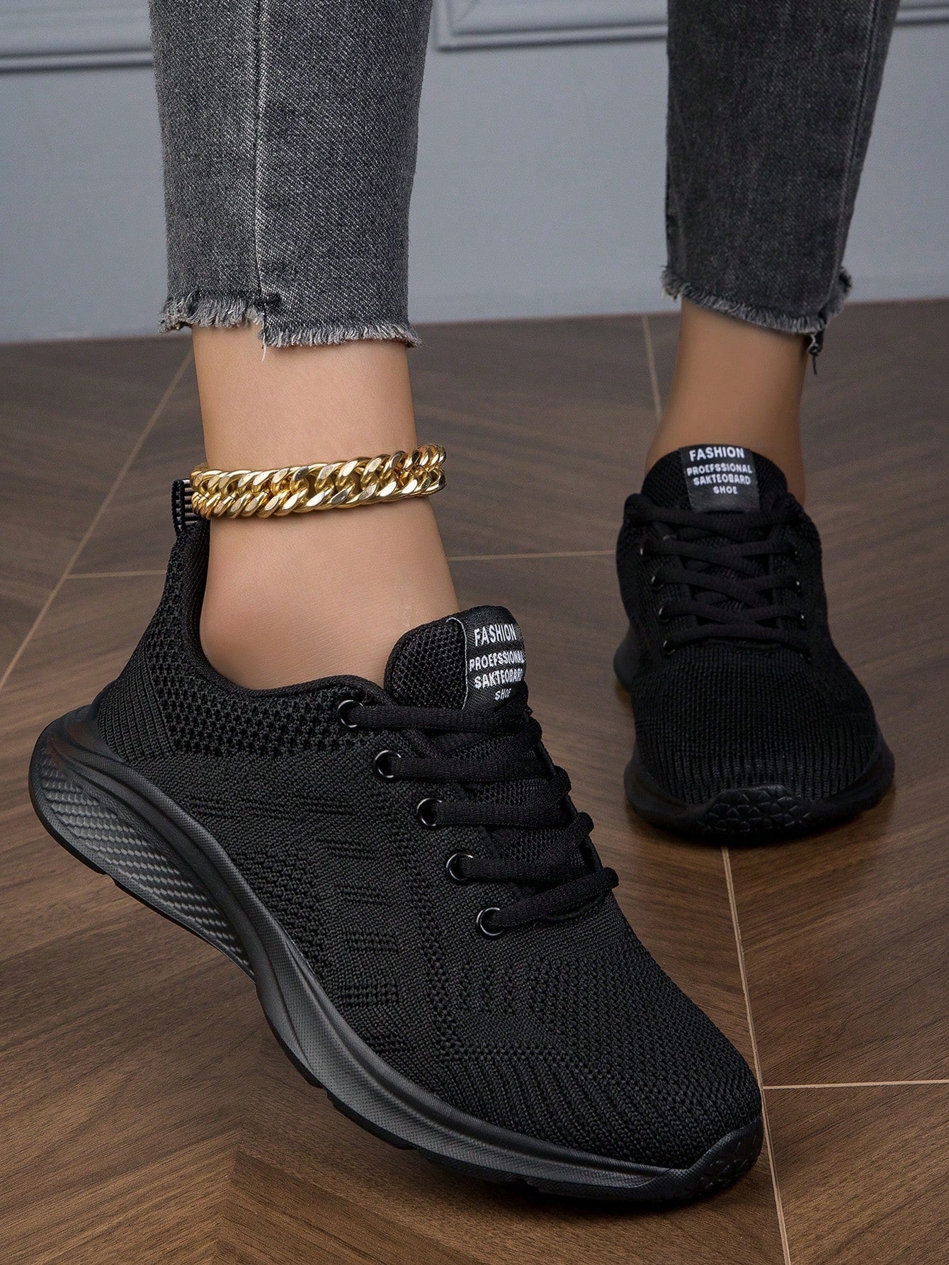 Teenage Girls' Lightweight Breathable Mesh Sneakers With Soft Sole For Casual, Travel, And Sports Activities In Summer, Black