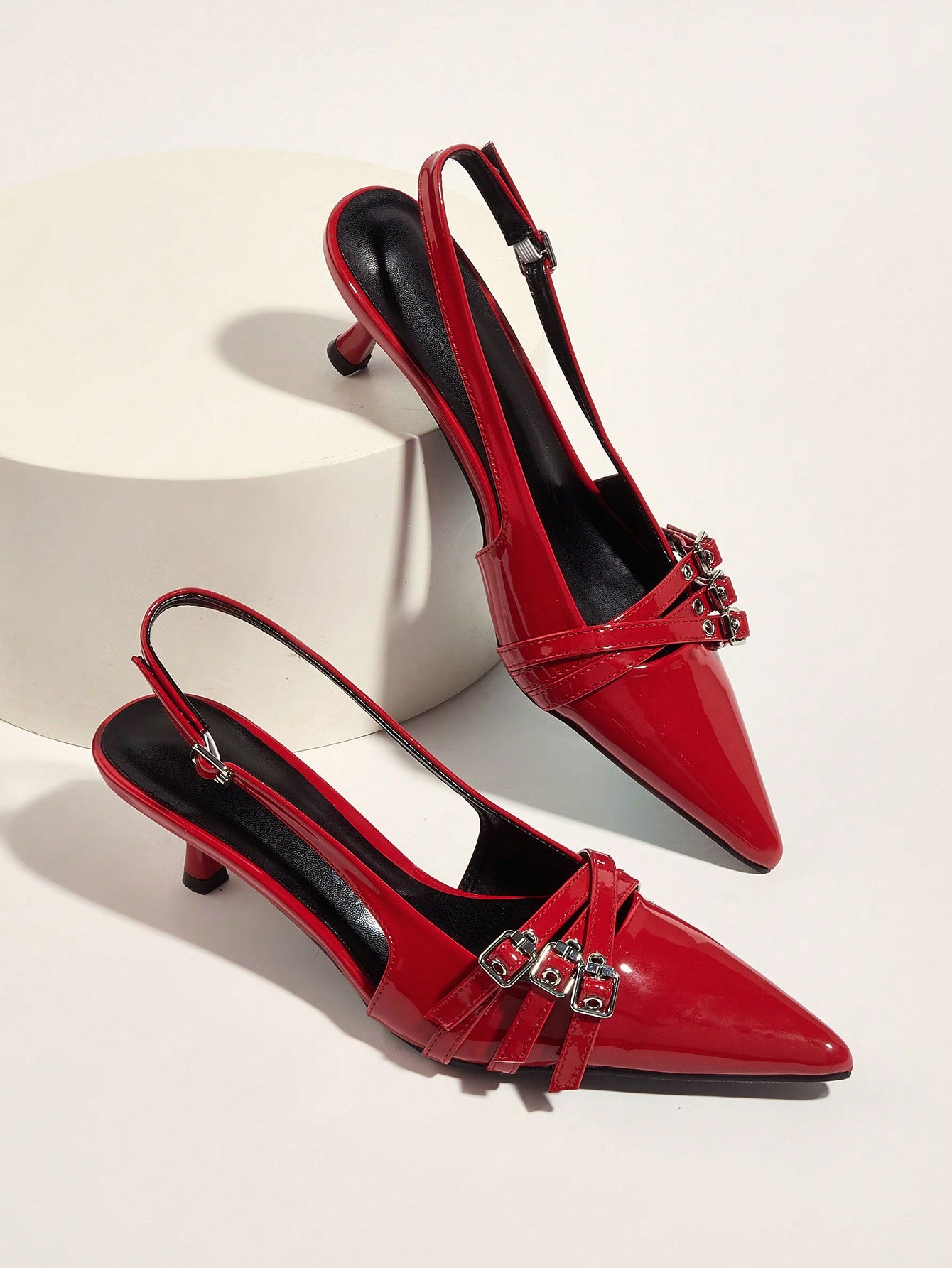 Wedding Party Sexy And Elegant Red Patent Leather Pointed Toe High Heels With Thin Heels And Gold Metal Buckle Strap