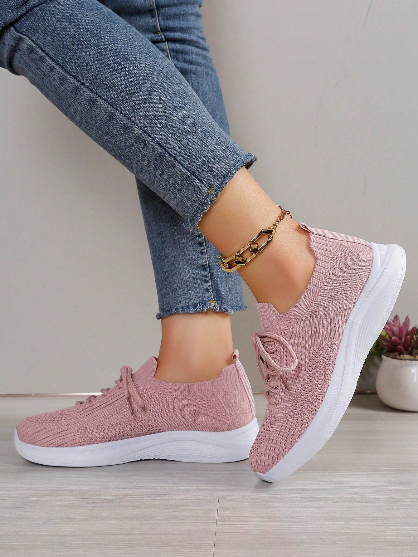 Stylish Comfortable Minimalist Eva Women's Athletic Shoes