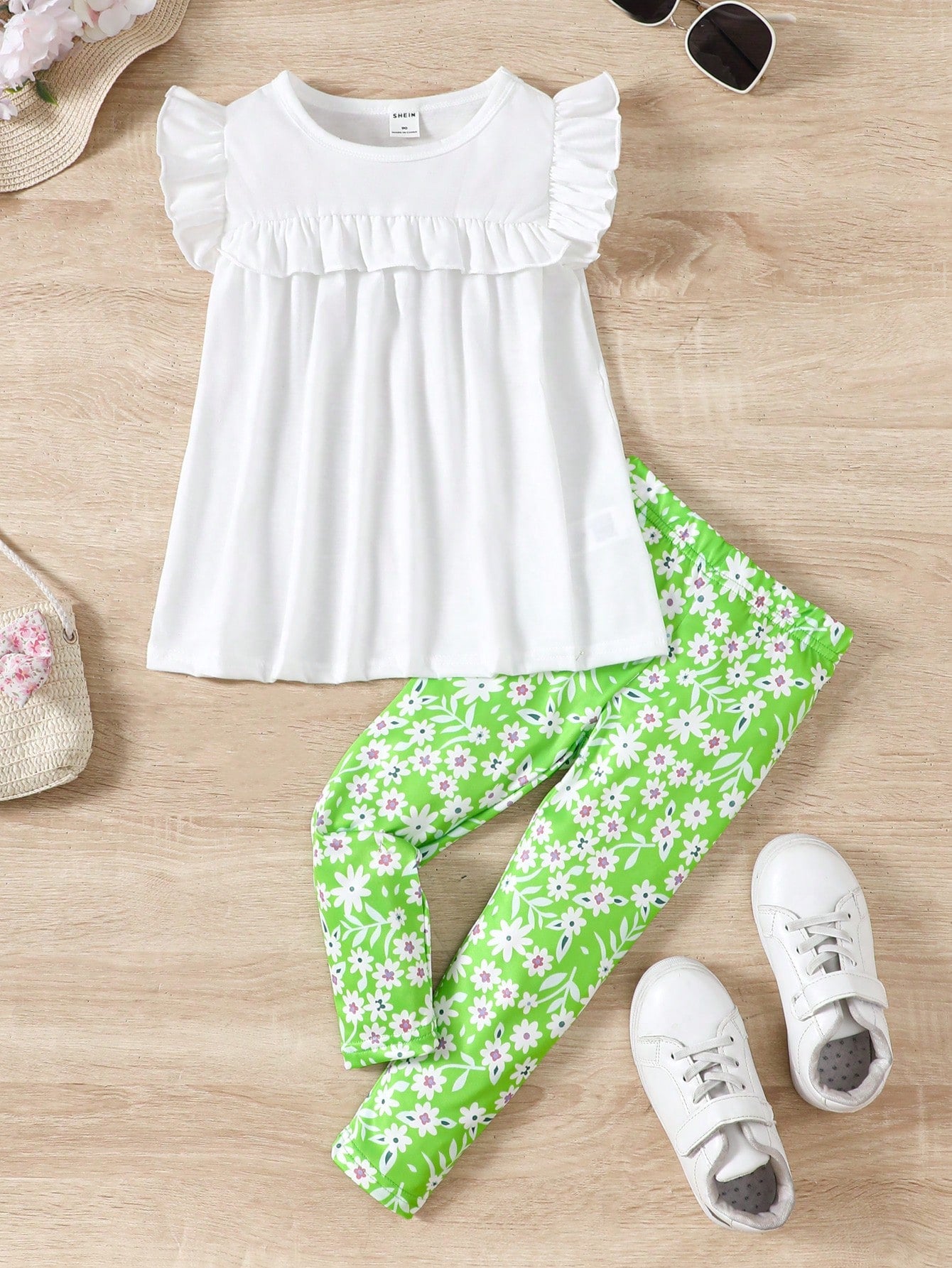 Young Girl Solid Color Ruffle Trim Decorated Round Neck Top And Floral Printed Pants