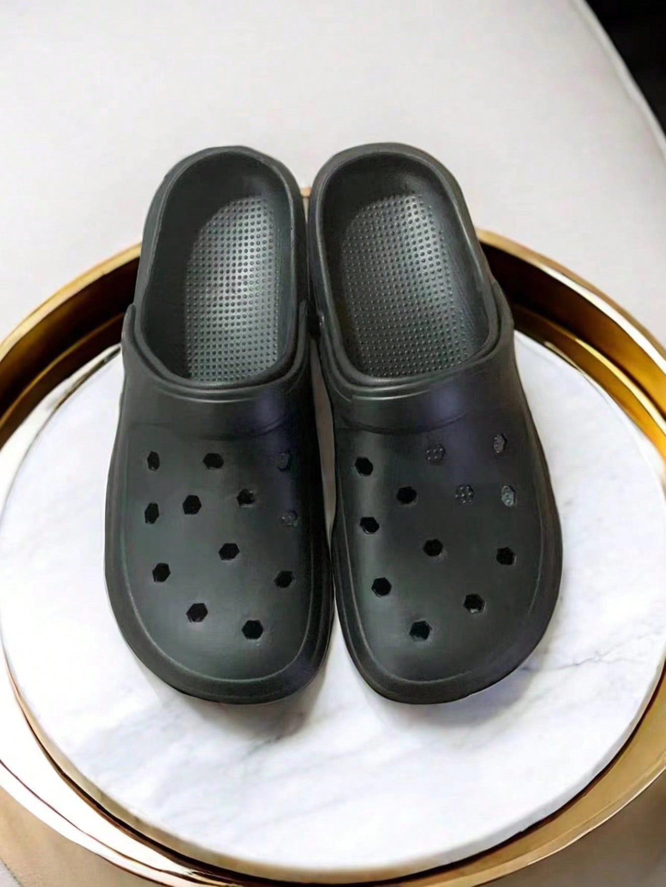 Women Summer Fashionable Hollow Out Shoes, Korean Style INS Solid Color Minimalist Anti-Slip Thick Sole Outdoor Couple Roman Sandals For Girls And Boys