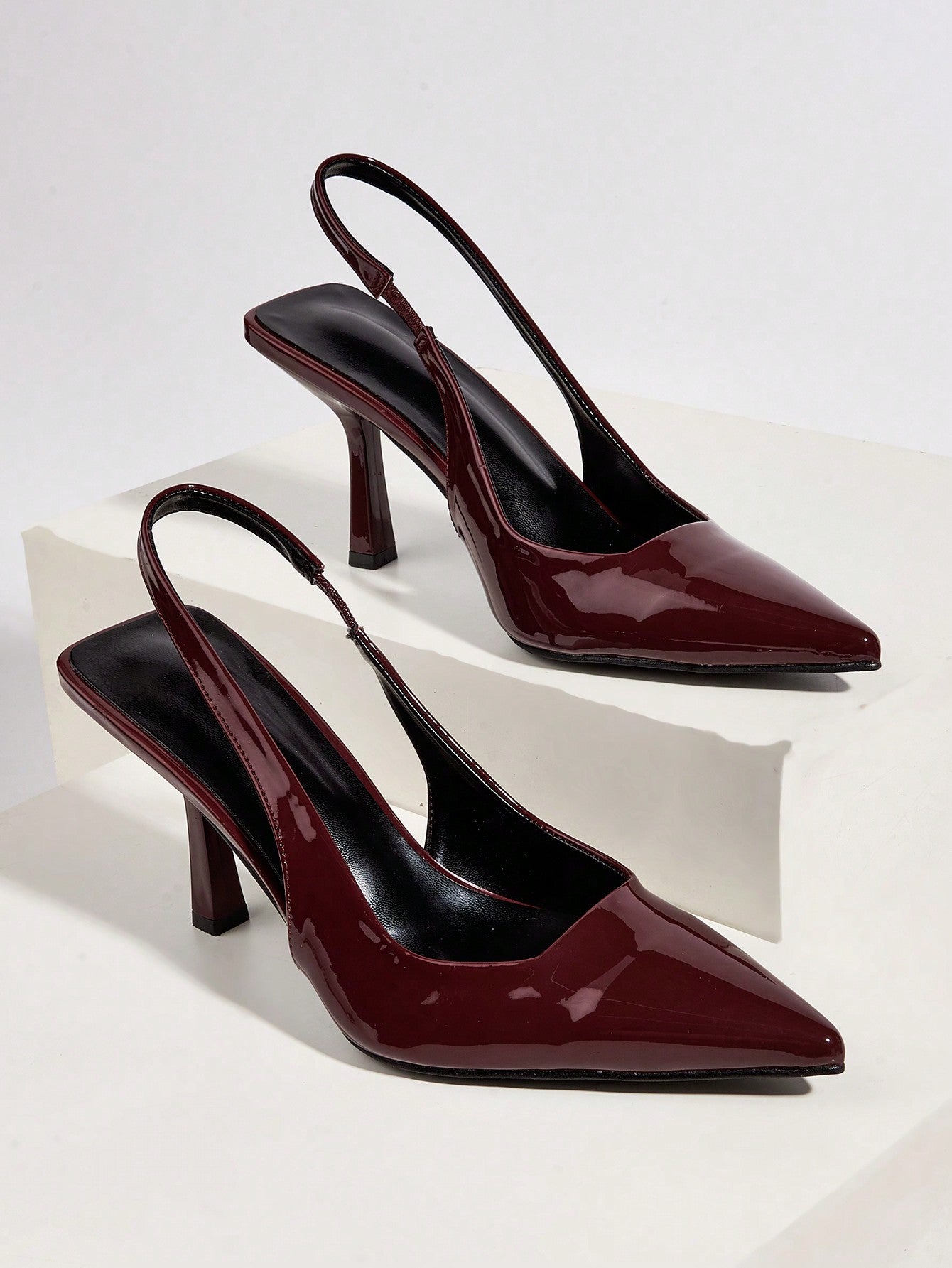 Fashionable And Elegant Wine Red Pointed High Heel Sandals With One Strap And Thin Heels, Suitable For Wedding Parties And Holidays