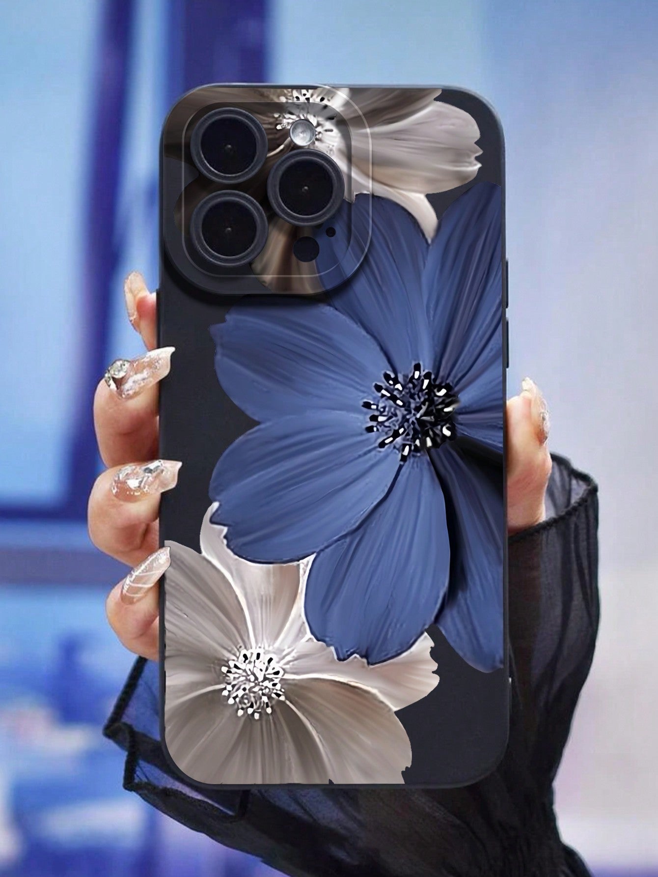 Blue And White Floral Pattern Shockproof TPU Phone Case With Full-Body Protection Compatible With IPhone 15 14 13 12 11 XS XR X 7 8 Mini Plus Pro Max SE. Suitable As A Gift For Both Men And Women.