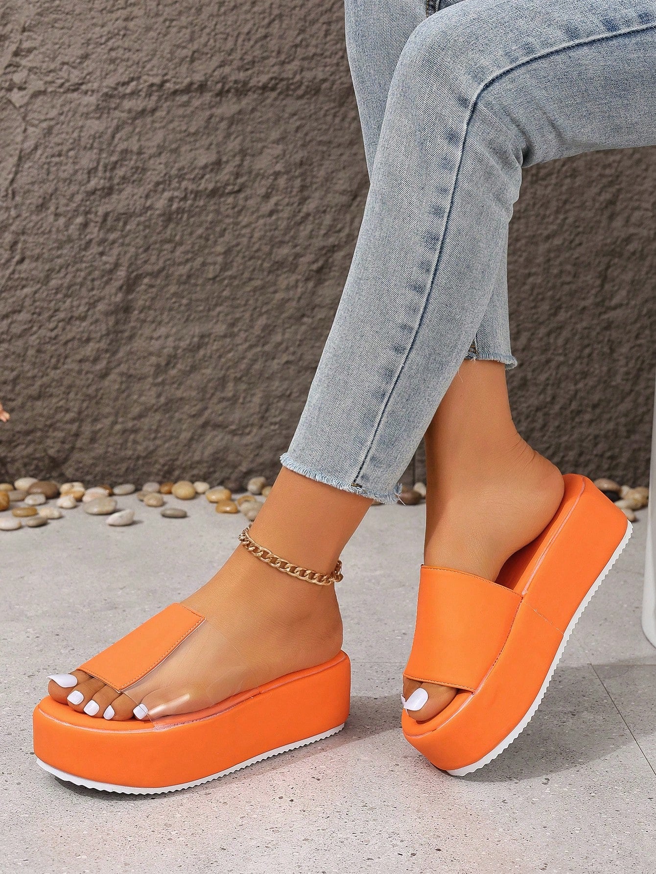 Women Summer Chunky Heel Thick Sole Sexy Transparent Casual Fashionable Slipper, Coral Red