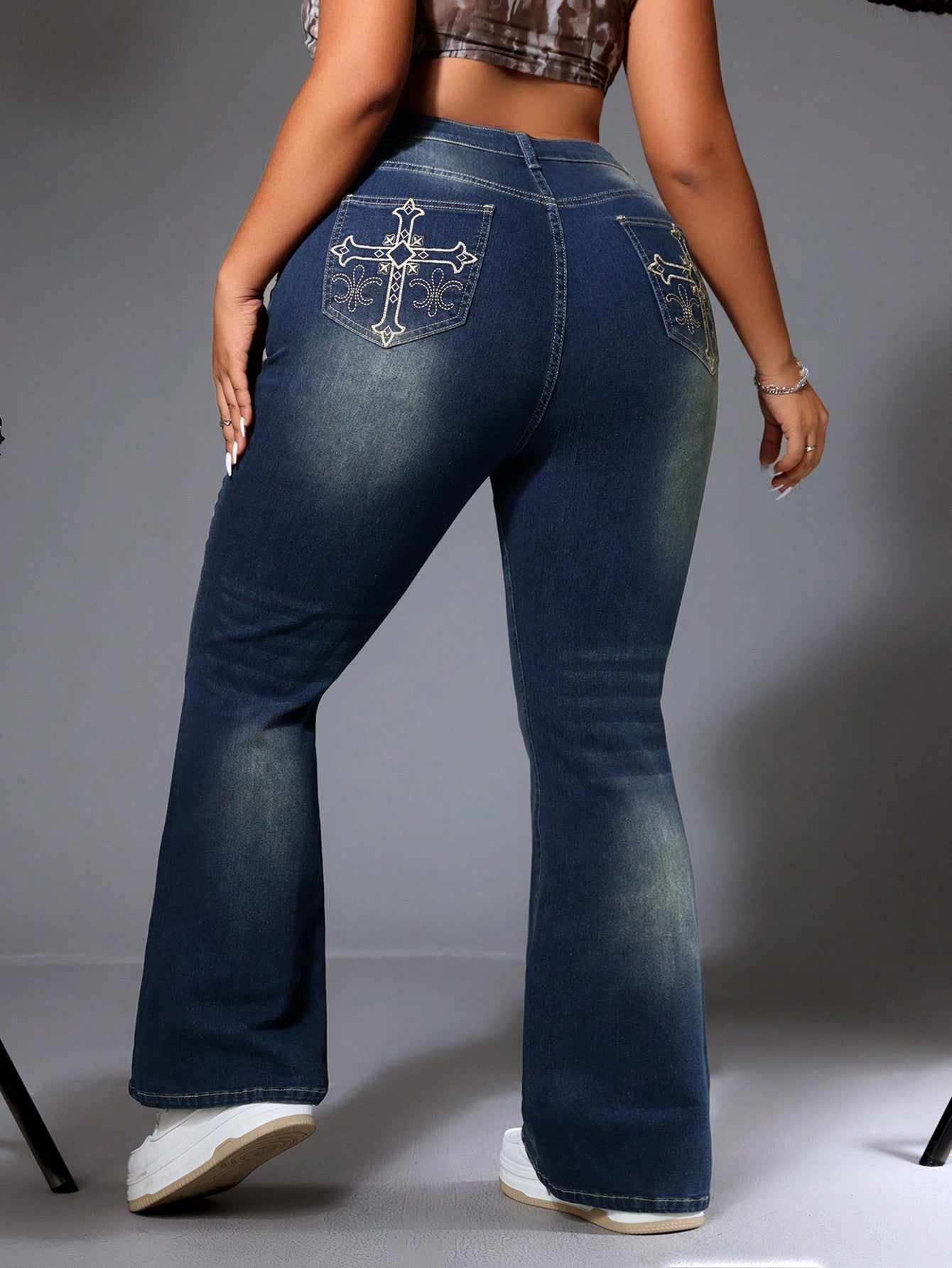Plus Size Washed Cross Embroidery Flared Jeans