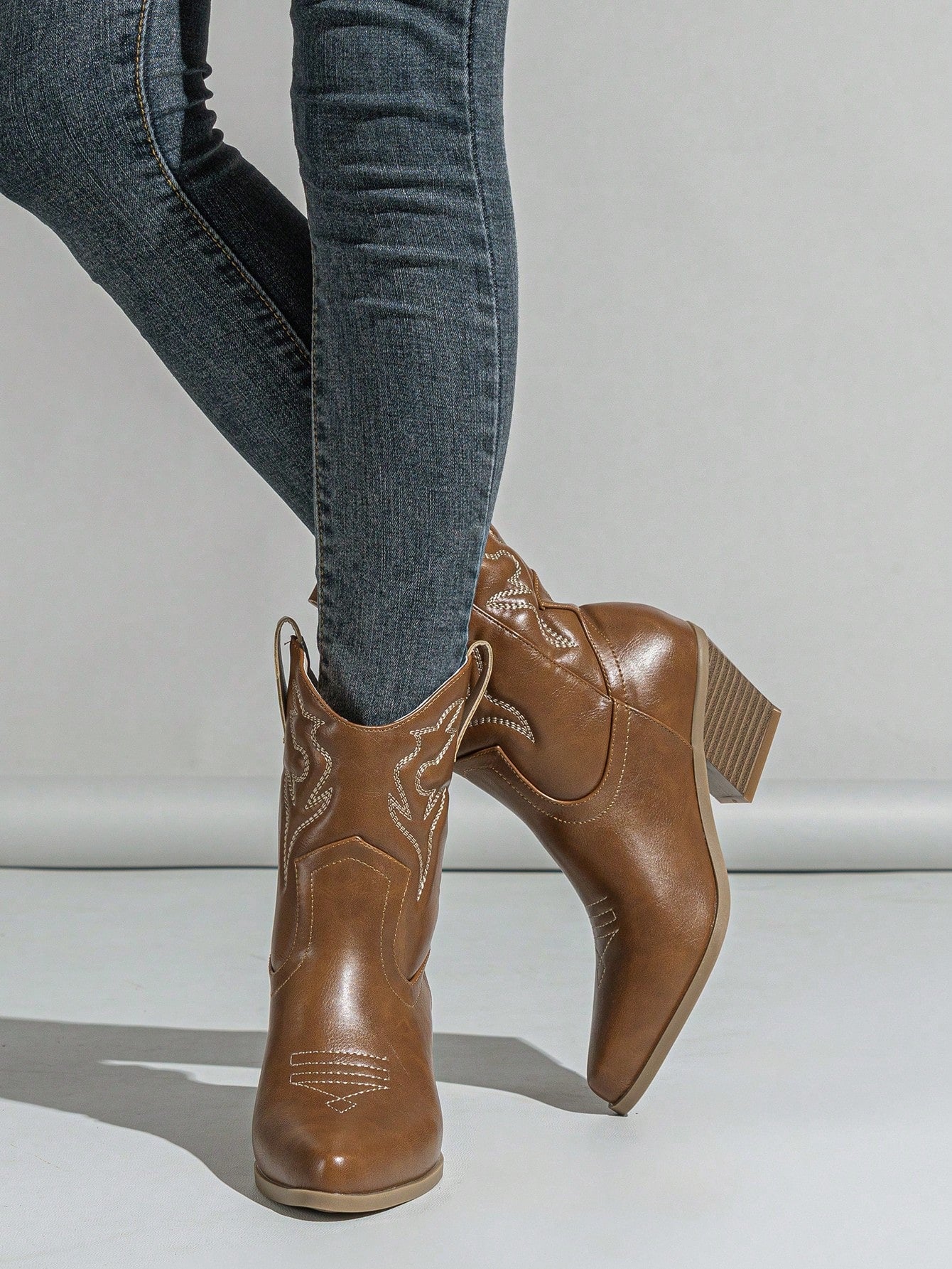 Women Brown Chunky Heel Western Pointed Toe Slip-On Boots, Autumn & Winter, Embroidery Ankle Boots And Short Boots