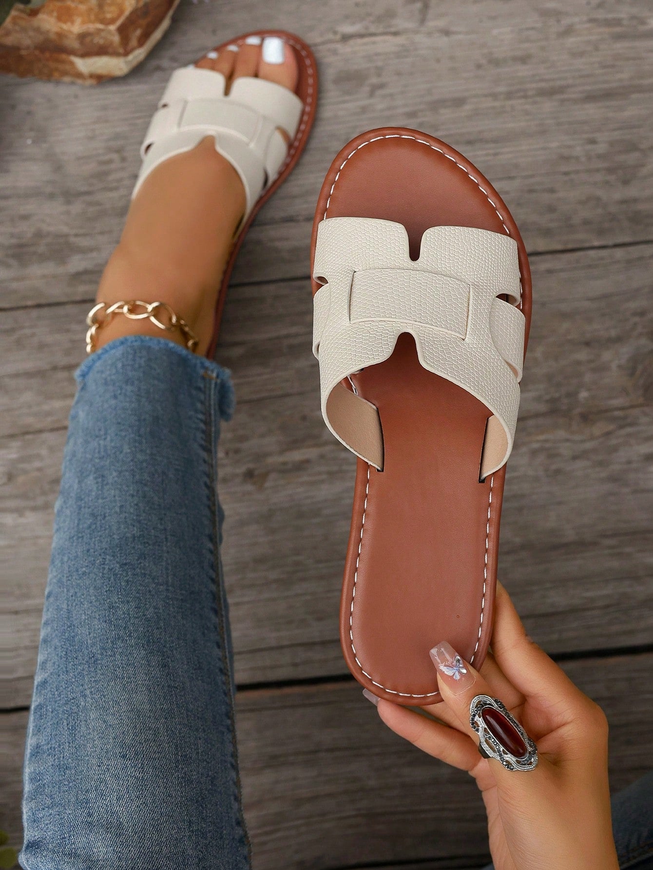 Korean Style Casual Flat Sandals Women Shoes, Outdoor Wear, Open Toe, Spring Summer New Woven Roman Beach Sandals, Fashionable French Flats For Women With Skirts When Going Out To The Beach Or Apartment, White, Flat, One-Strap, Beige, Black, Orange, White