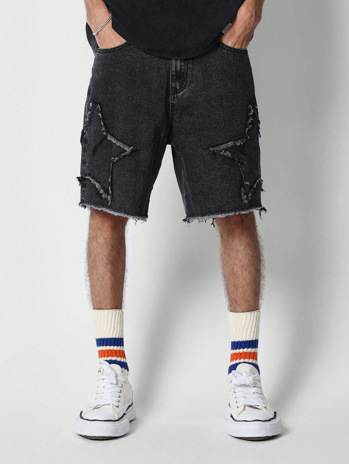 Raw Hem Denim Shorts With Applique