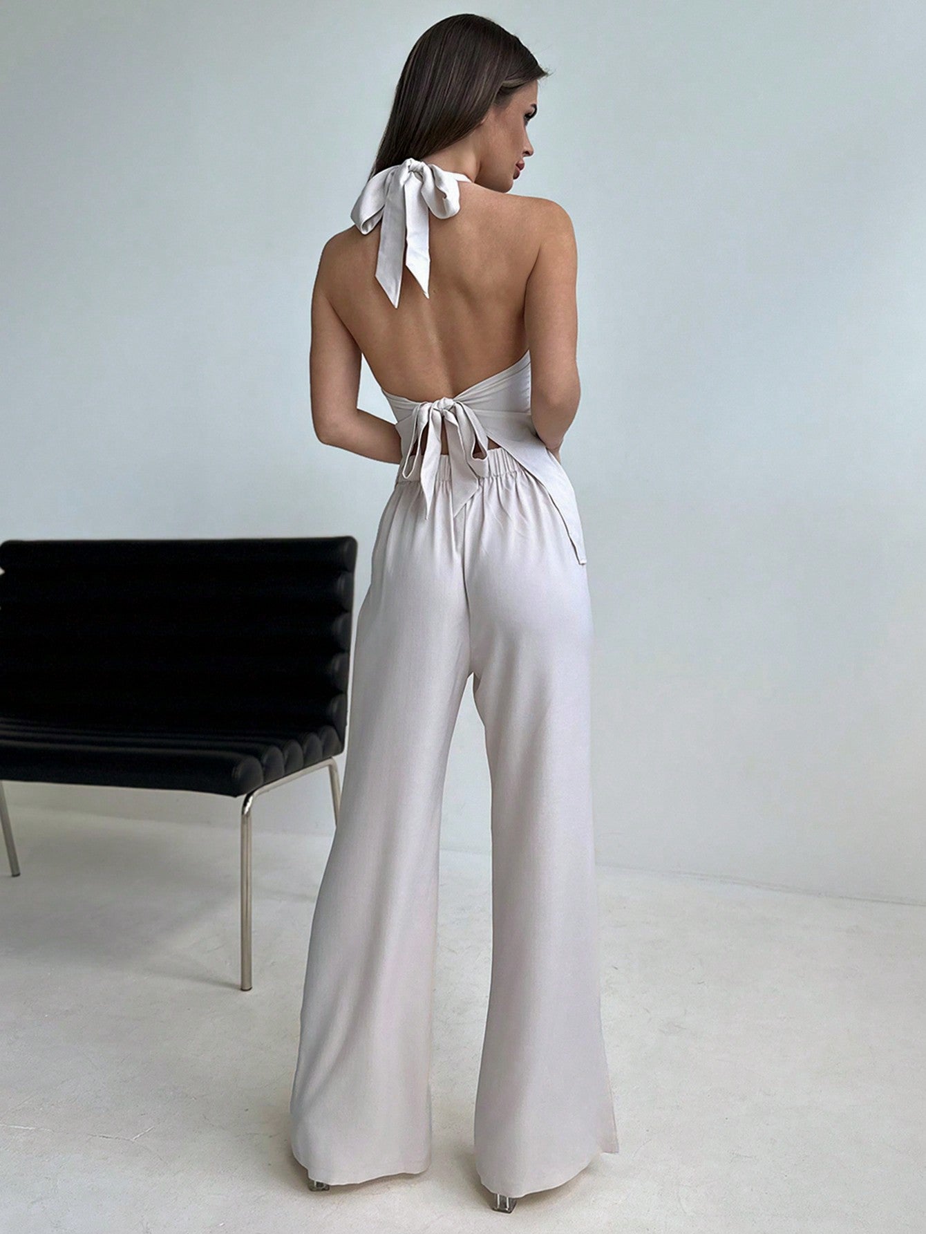 Elegant Deep V-Neck Backless Top And Trousers Set For Office, Commute, Clubbing Or Music Concerts – Slimming And Elongating – Seems Like A Suit