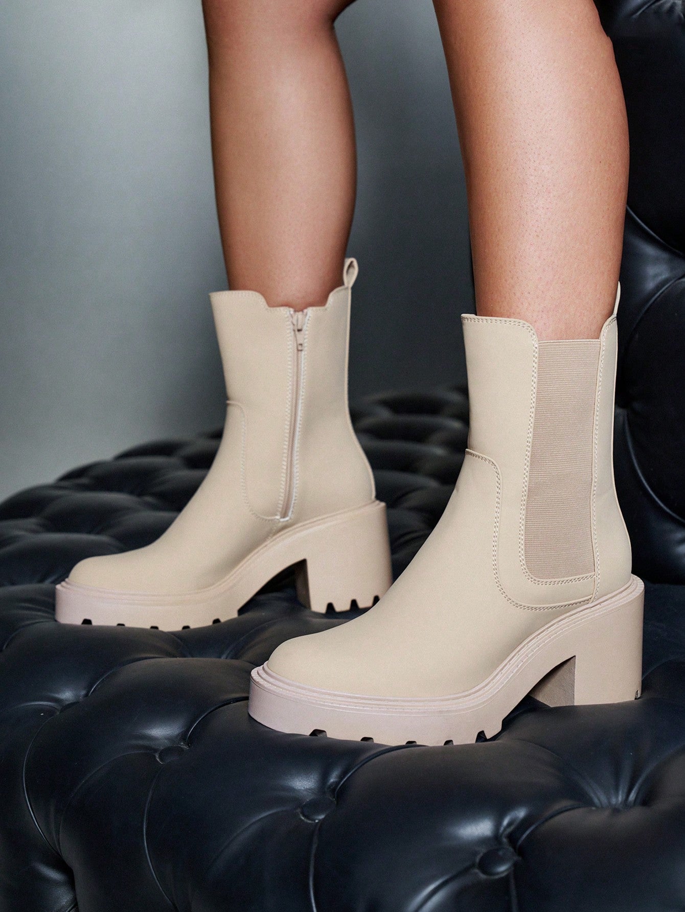 Women Slip-on Outdoor Platform Fashion Boots, Elegant Chelsea Boots