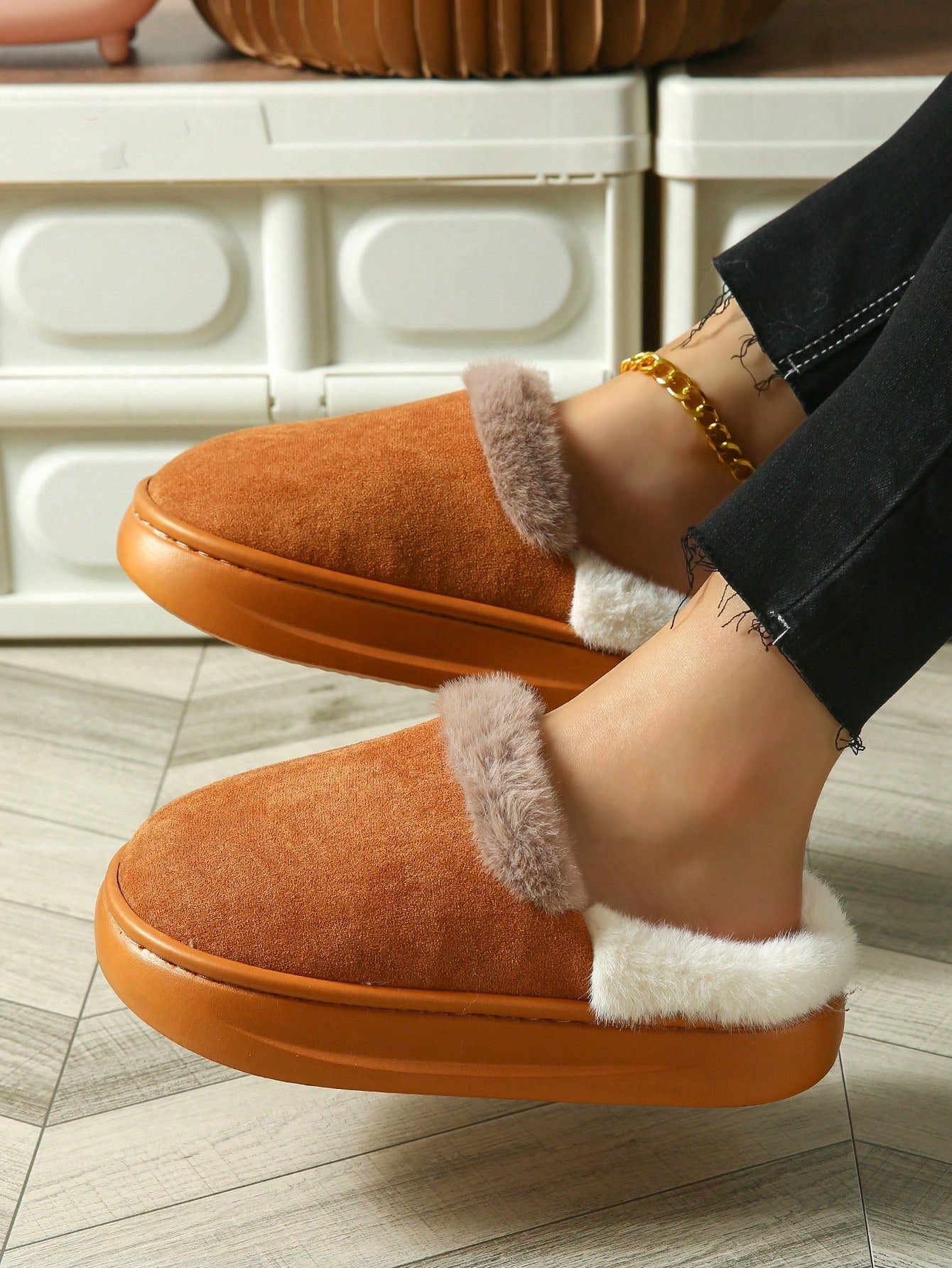 New Arrival Couples Home Slippers For Autumn/Winter, Warm, Comfortable, Simple And Elegant