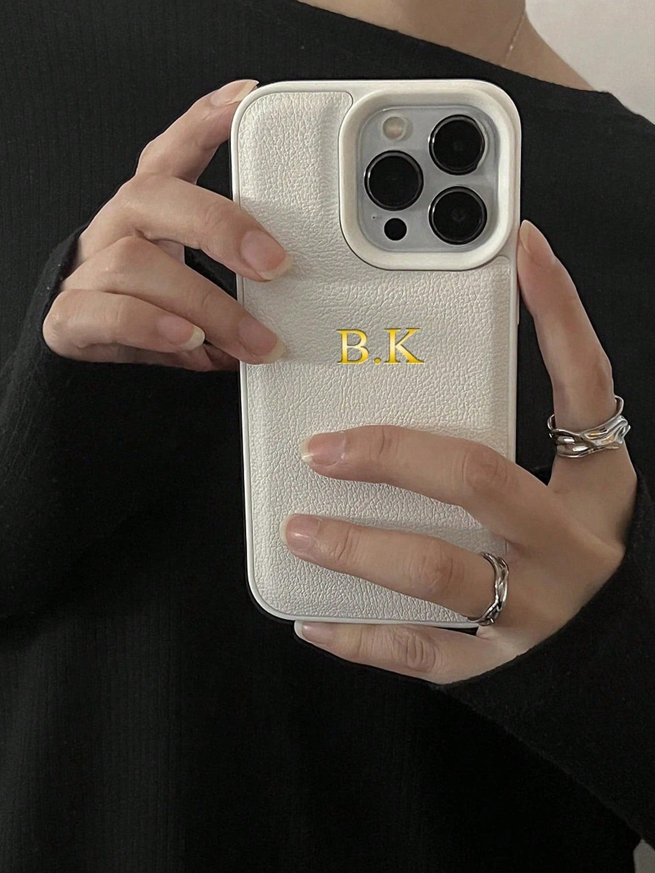 Customized Phone Case Compatible With Iphone 15 14 13 12 11 Pro Max Personalized Initials Name 3D DIY Engraved Gold Letters Back Cover Hot Stamping Technology Luxury Korea Leather Shckproof Case Leather Case Festival Gifts For Lover Friends Familly Yourse