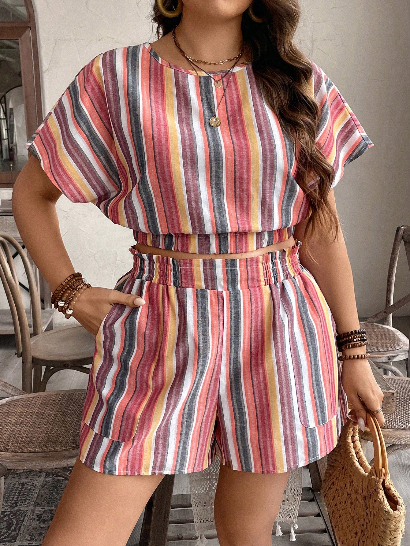 Plus Size Solid Color Round Neck Short Sleeve Top And Knotted Shorts Casual 2pcs/Set For Summer