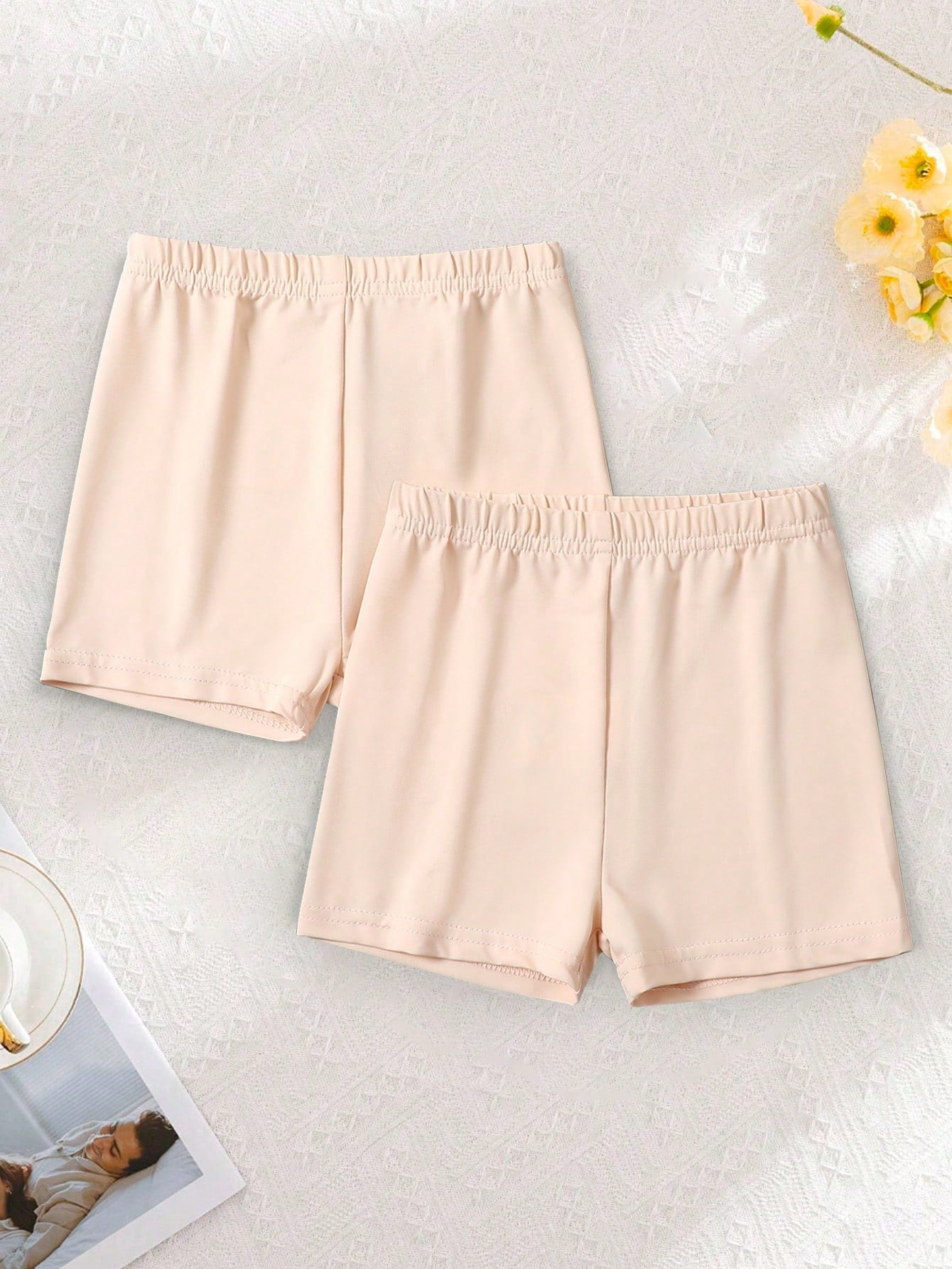 Young Girl 2pcs Comfortable & Colorful Leggings Set , Suitable For Daily Wear & Casual Sports, Paired With Simple & Comfortable White Shorts For Spring & Summer