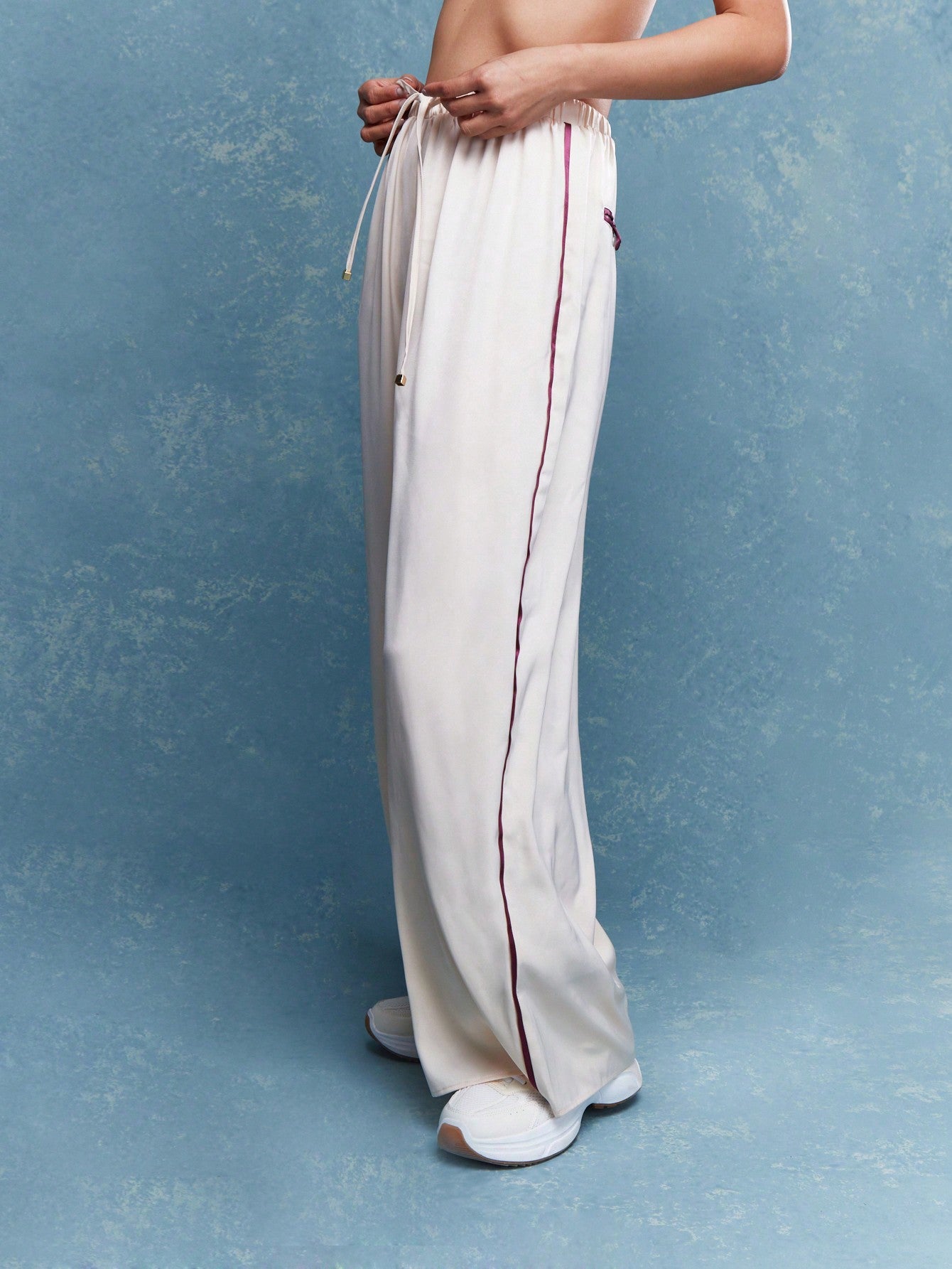 MISSGUIDED Side Stripe Wide Leg Pants