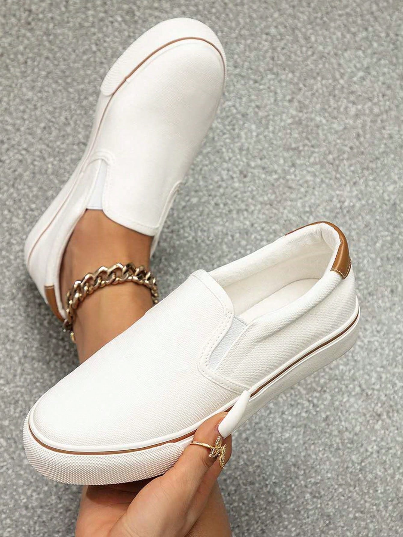 Couples Canvas Slip-On Slouchy Shoes For Walking