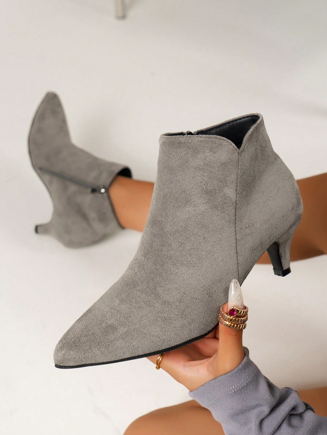 Women's Gray Short Boots, New Autumn/Winter Side Zipper Ankle Boots, Vegan Suede Pointed Toe Stiletto Heels, Simple Style Fashionable Booties