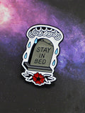 1pc Halloween Tombstone Badge STAY IN BED Baptism Of Rain And Dew Flower Tombstone Creative Brooch