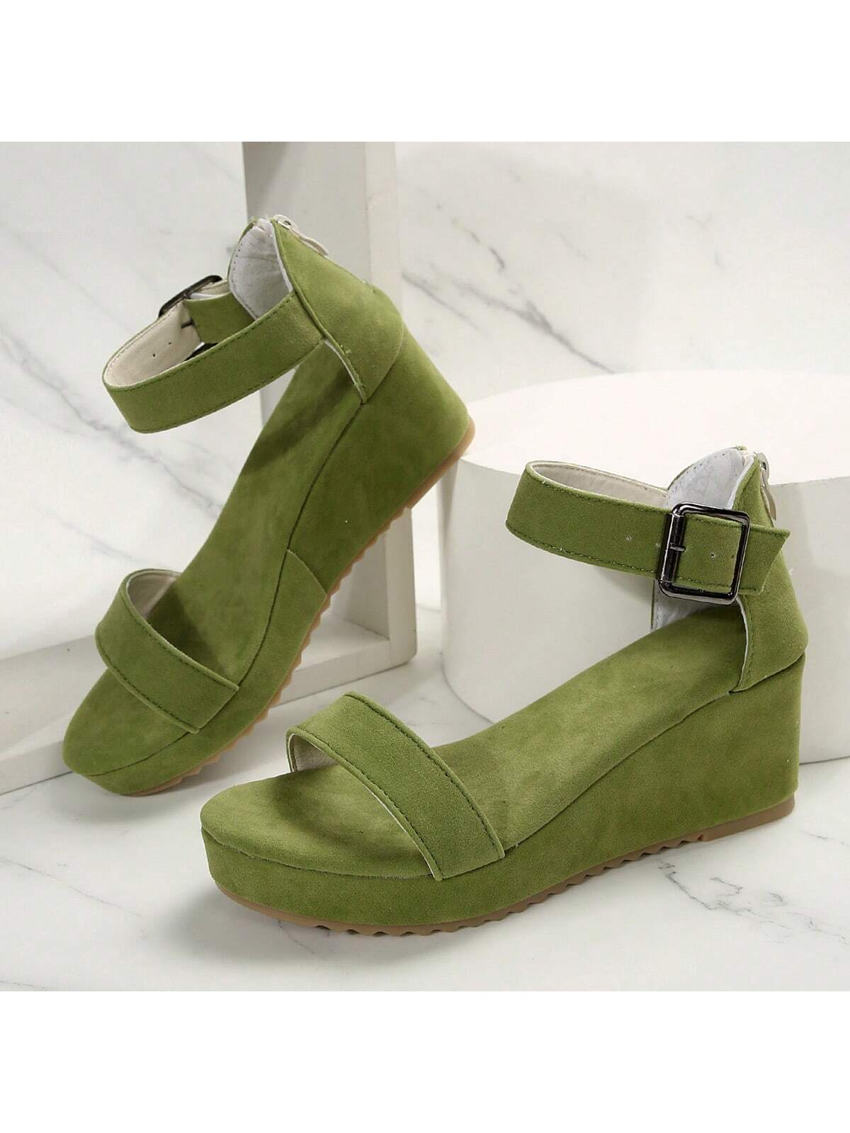 Women's Fashionable, Elegant, Comfortable Wedge Heel Green One-Strap Sandals For Height Increase