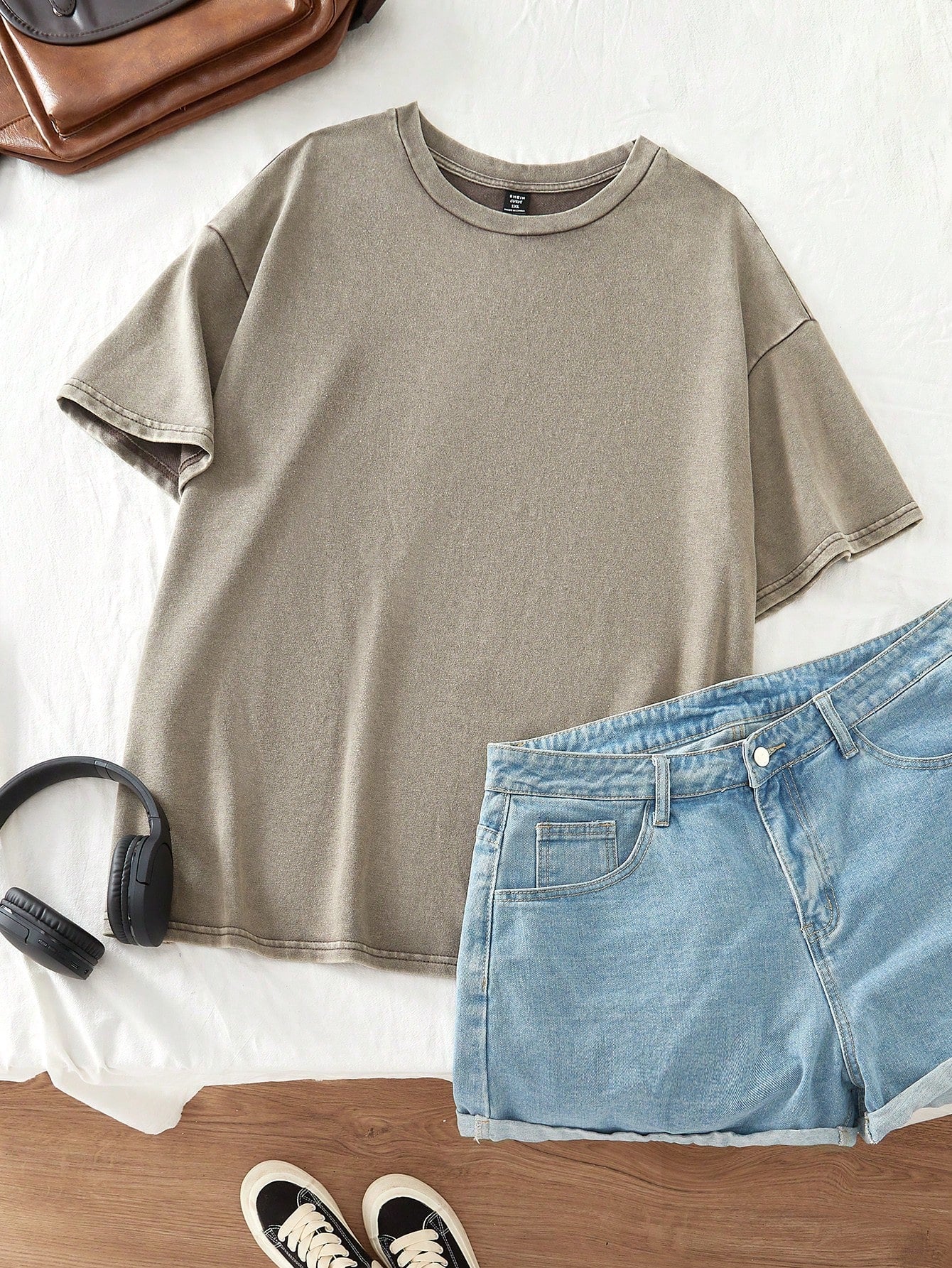 Plus Size Acid Washed Look Vintage Knitted Distressed Loose Fit Short Sleeve T-Shirt
