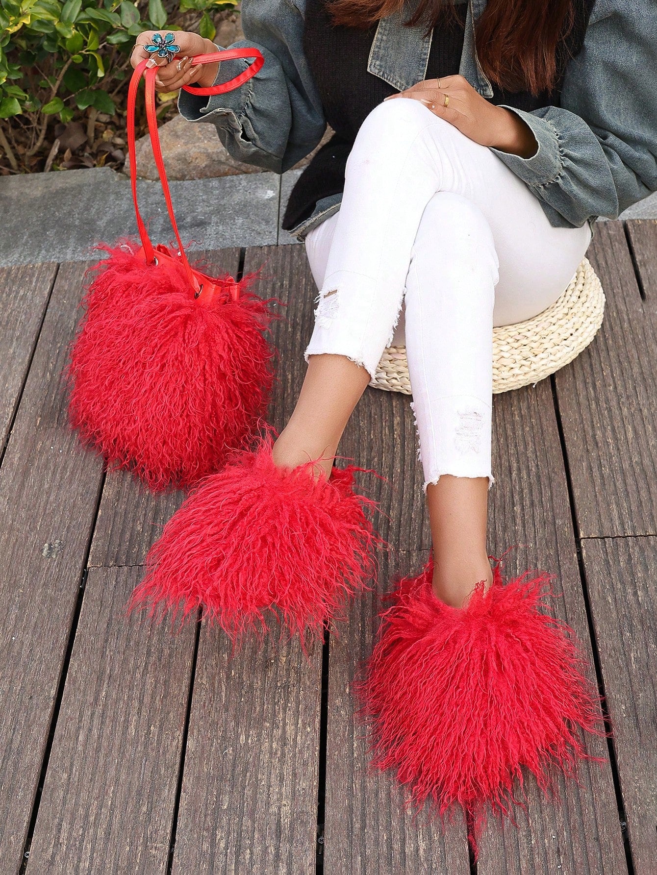 New Faux Wool Women's Warm Snow Boots With Matching Plush String Decor Bucket Bag