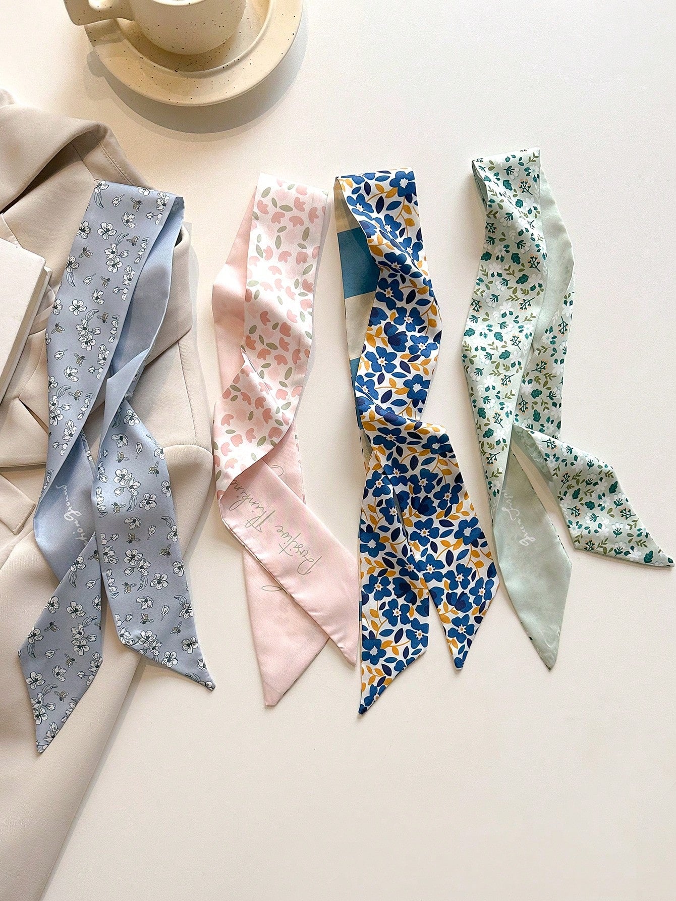 4pcs Fashionable Kids' Small Neckerchief Scarf Hair Tie Headband Accessories
