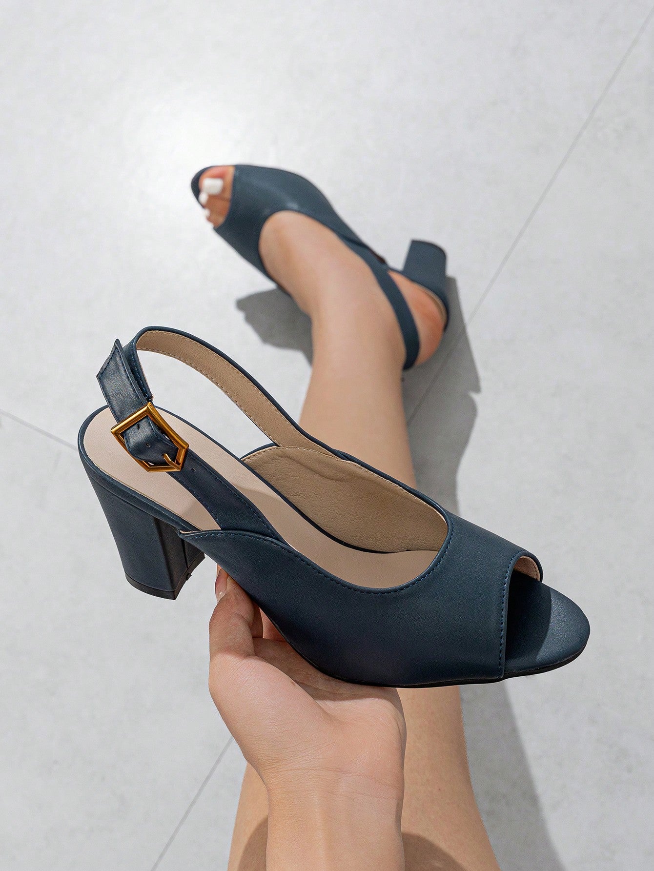 Women's Thick-Heel Round-Toe Slingback High Heel Sandals