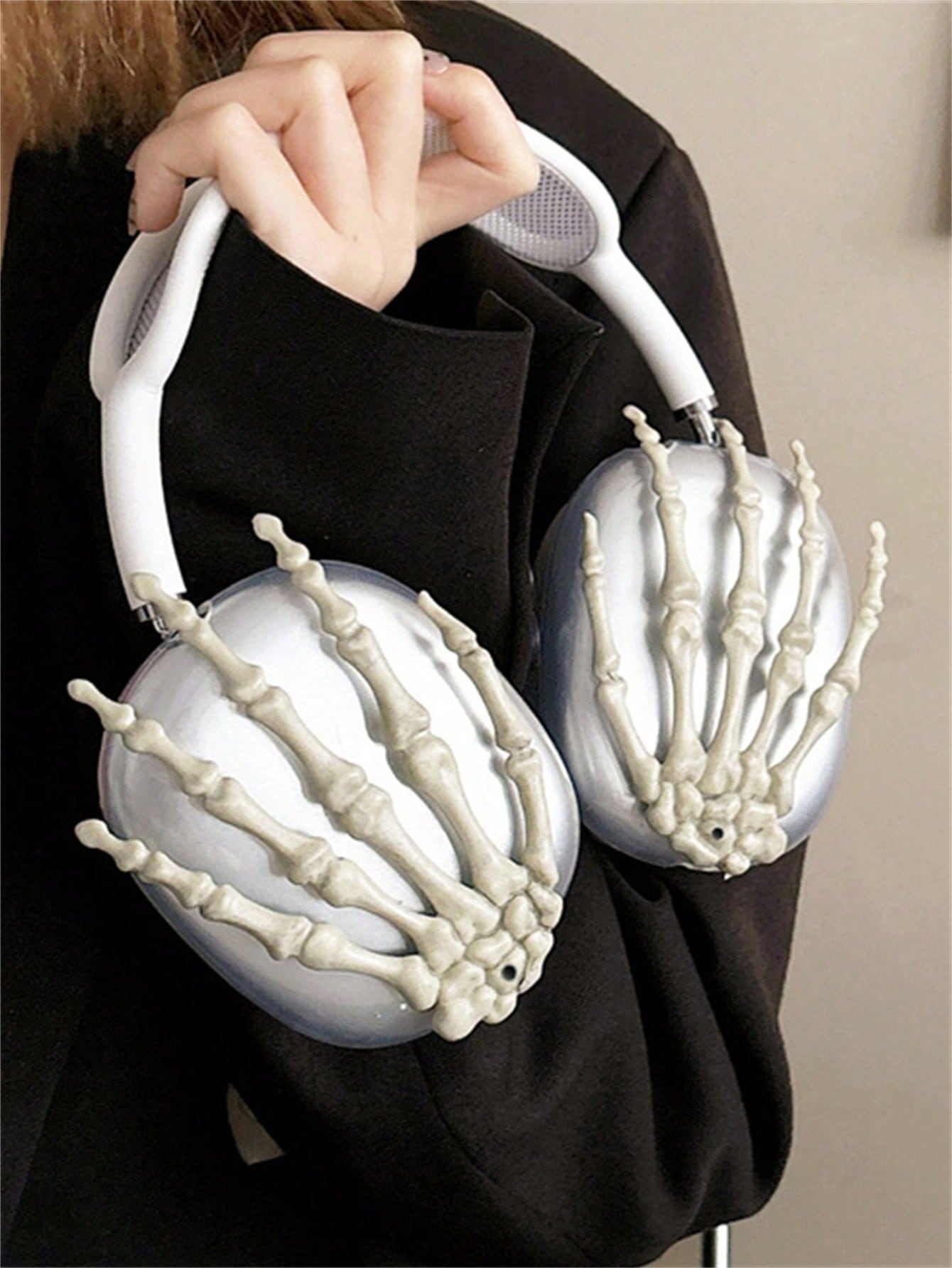Cute 3D Funny Skeleton Hand Halloween Gift Protective Case Compatible With Apple Airpods Max Earphone Case Clear Headphone Compatible With Airpods Max