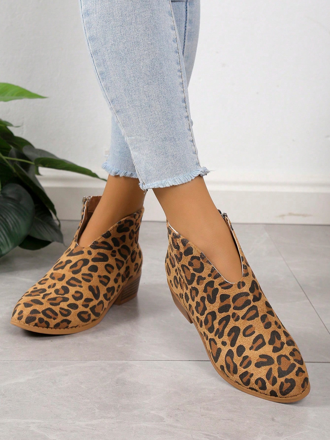 Women's Square Heel Low-Heel Shoes, Side Zipper Decor Vintage Slip-On Ankle Boots, Casual Versatile Outdoor Flat Shoes, Round Toe Low-Heel Boots, Fashionable Versatile Short Boots