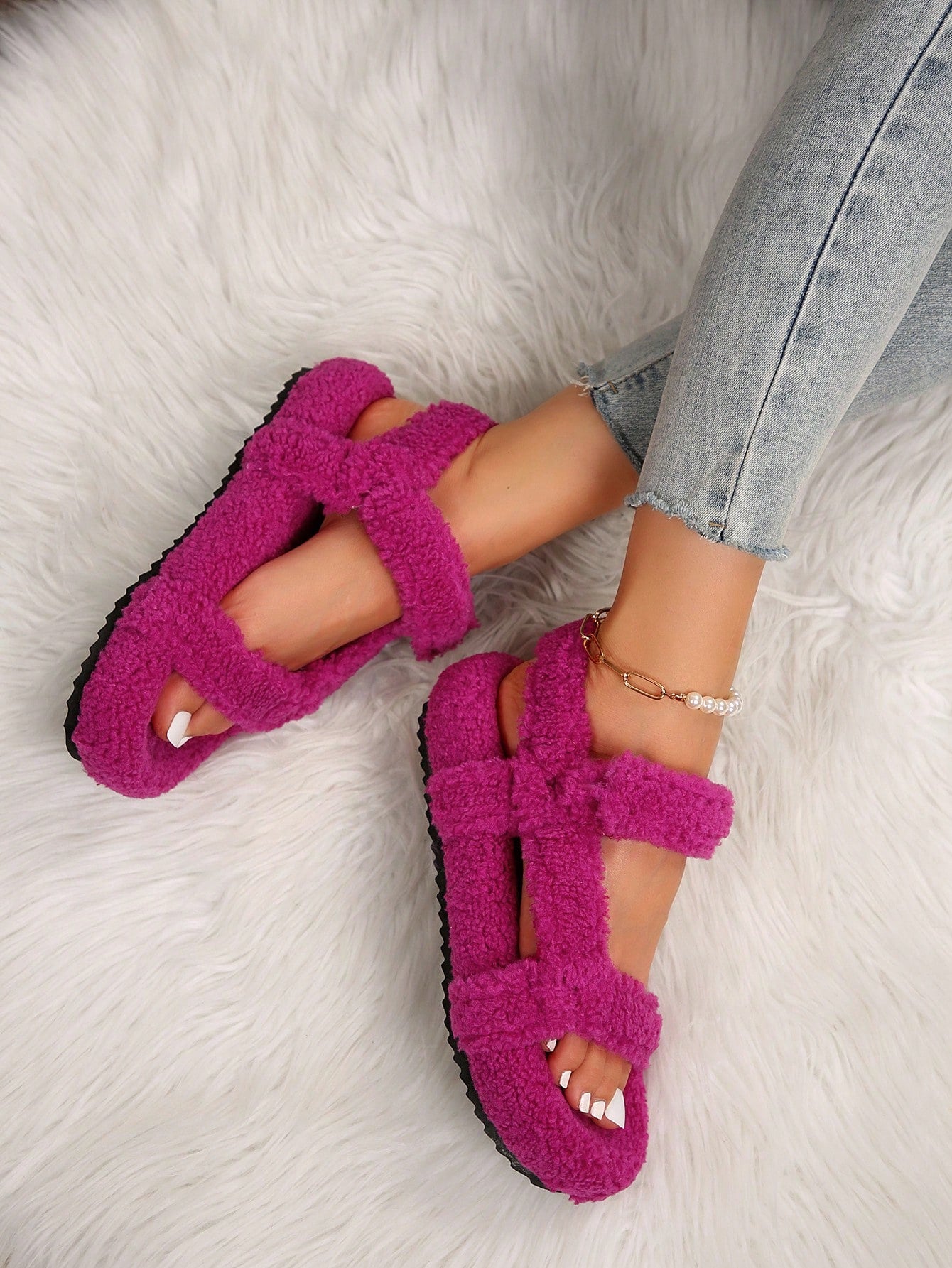 Women Summer Furry Open Toe One-Strap Platform Wedge Heel Sandals