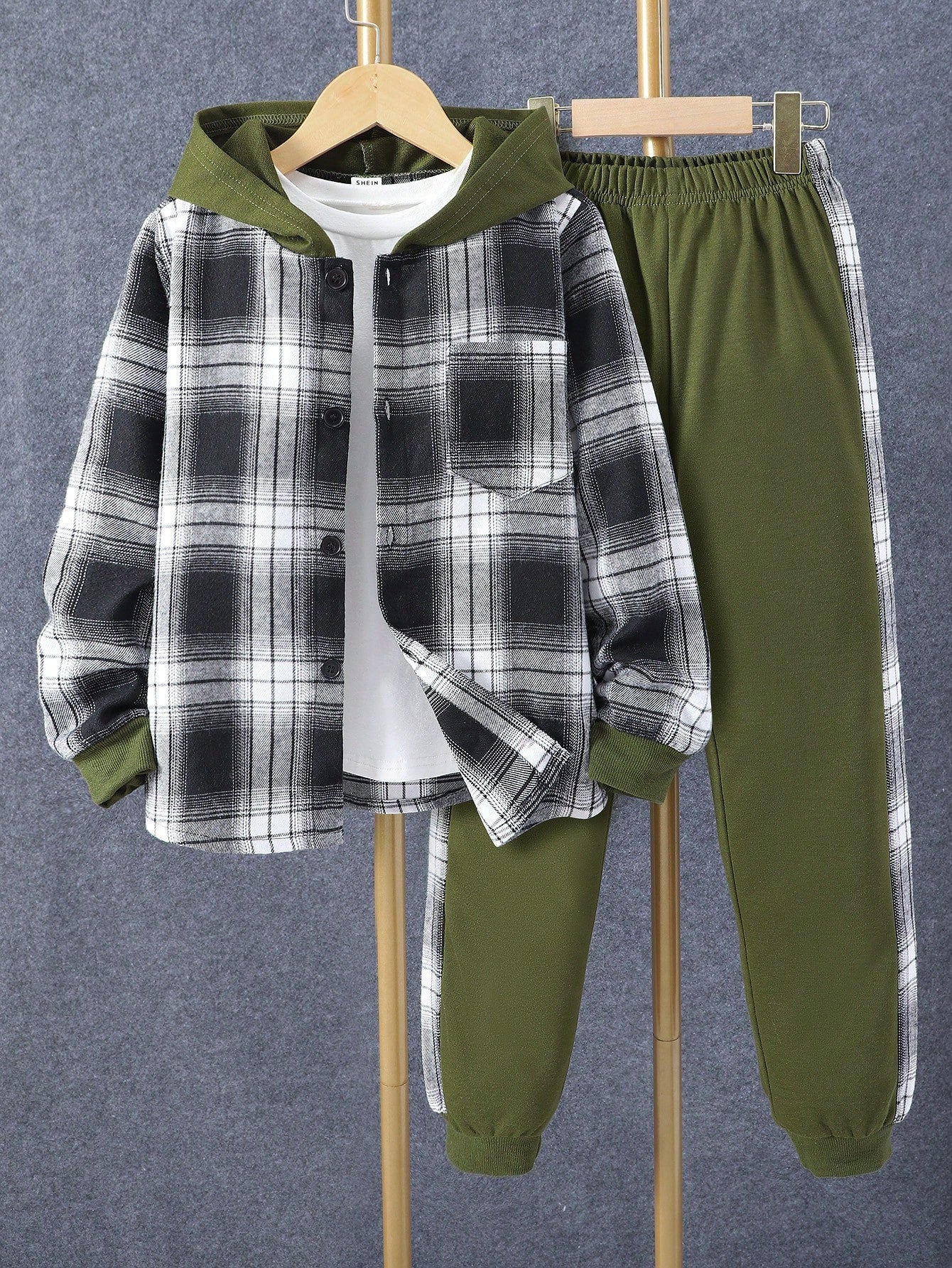 Tween Boy 1pc Plaid Print Button Front Hooded Shirt & 1pc Sweatpants