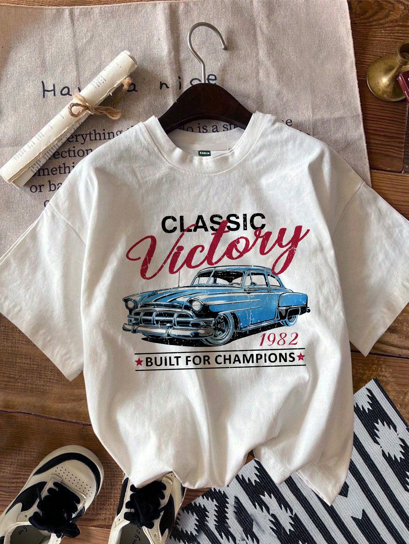 Casual Retro Car Printed White Round Neck Slim Fit Women's T-Shirt, Summer KEEP CLASSIC ALIVE VINTAGE Live A Modern Life The Soul Seeks Adventure And Exploration, Pushing Us Beyond Our Comfort Zones To Find New Horizons And Experiences