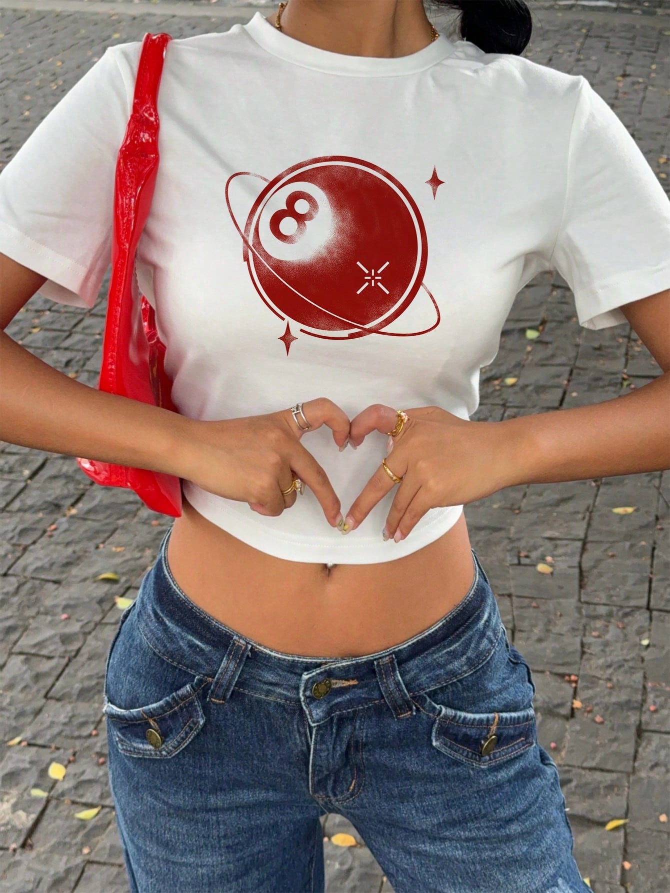 Casual And Simple White Round Neck Short Sleeve Tight Women's T-Shirt With Car Print, Suitable For Summer, KEEP CLASSIC ALIVE VINTAGE Live A Modern Life The Soul Seeks Adventure And Exploration, Pushing Us Beyond Our Comfort Zones To Find New Horizons And