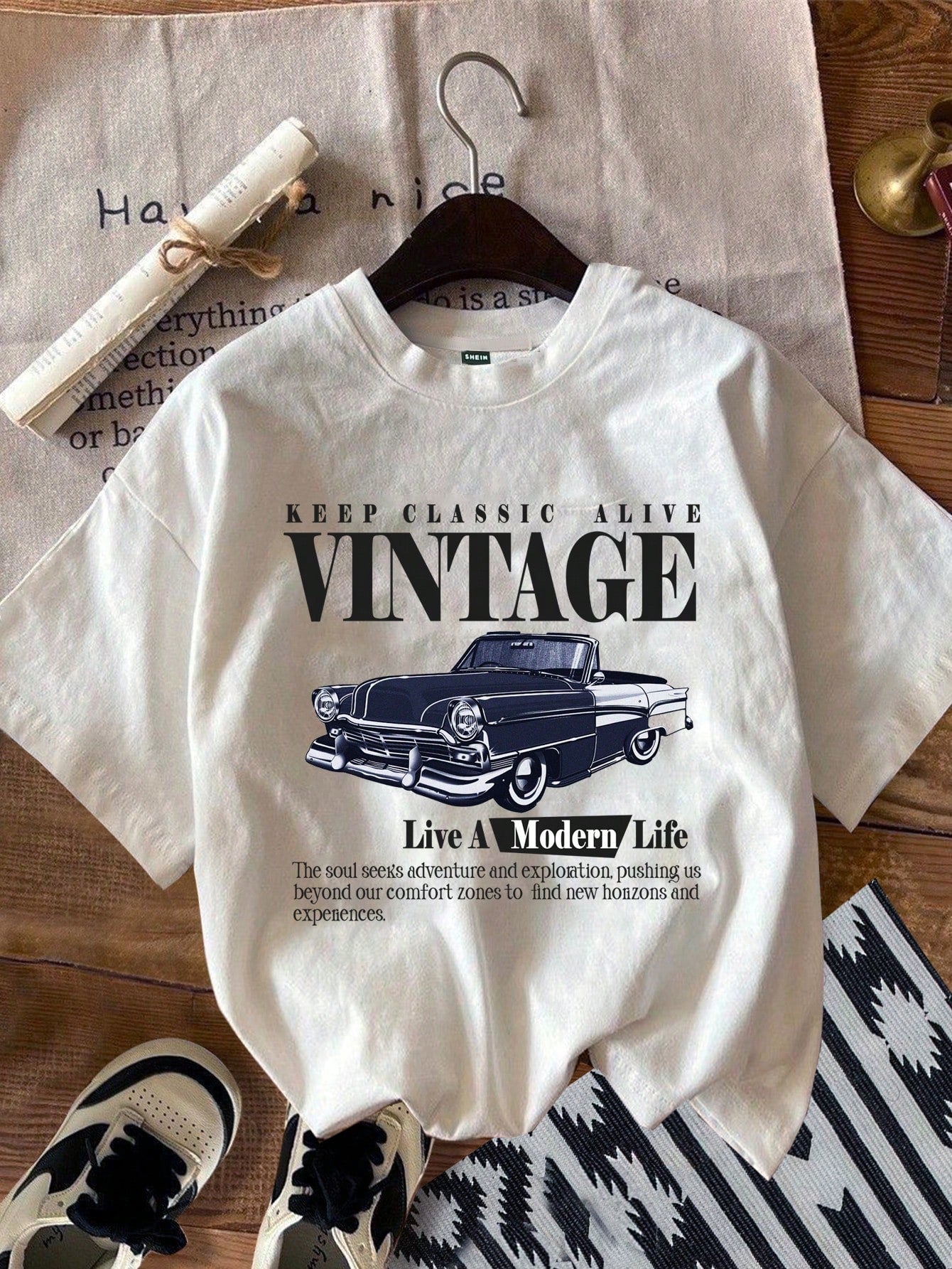 Casual Retro Car Printed White Round Neck Slim Fit Women's T-Shirt, Summer KEEP CLASSIC ALIVE VINTAGE Live A Modern Life The Soul Seeks Adventure And Exploration, Pushing Us Beyond Our Comfort Zones To Find New Horizons And Experiences
