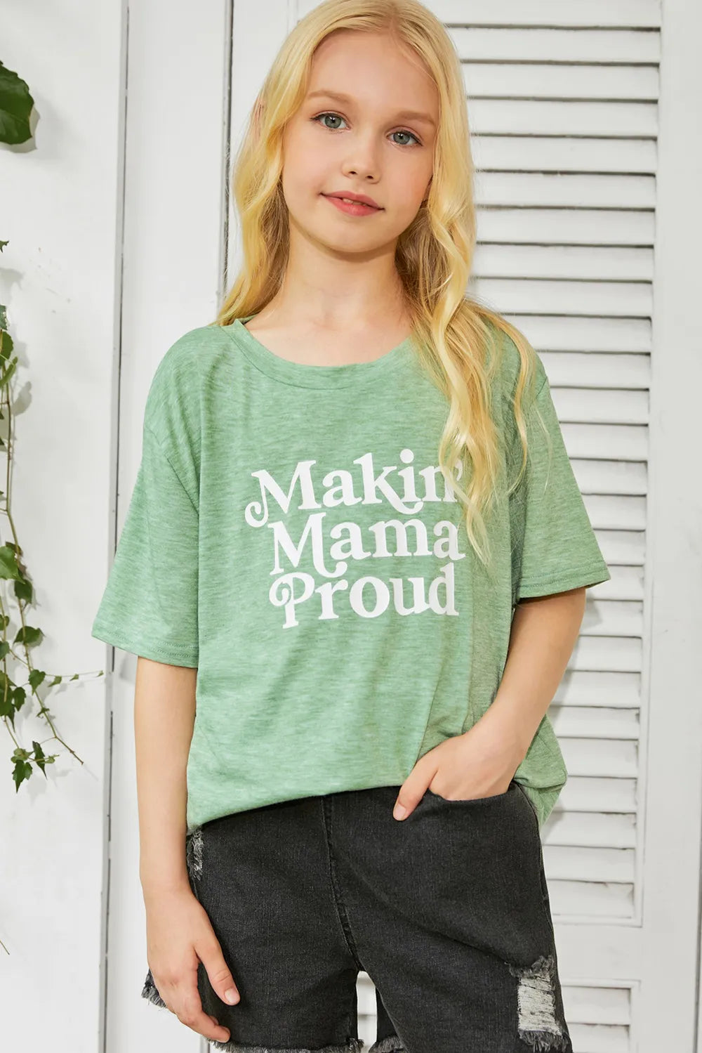 Girls Letter Graphic Dropped Shoulder T-Shirt